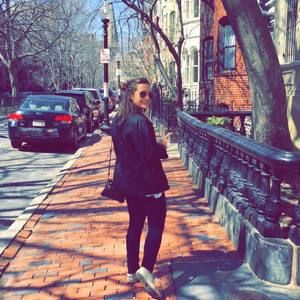 Meet your Posher, Bizzy